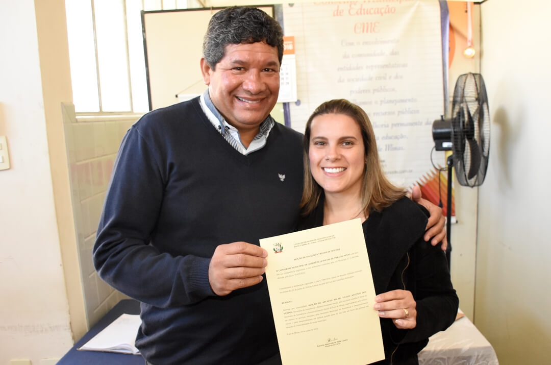 moção aplausos (2)